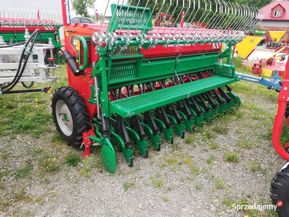 Siewnik zbożowy AGROMASZ SR300 Agromasz Sadzenie/siewniki Żółkiewka-Osada sprzedam