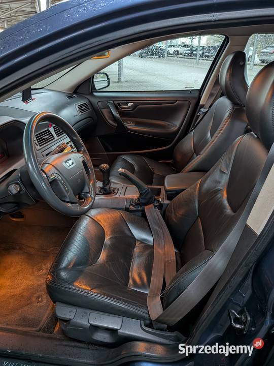 Volvo V70 P2 2002r 24T AWD Warszawa sprzedam