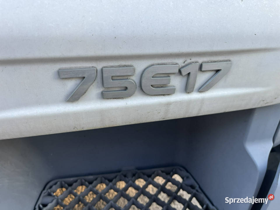 Iveco 75E17 Iveco Eurocargo 75E17 Rok produkcji 2004 Zagnańsk