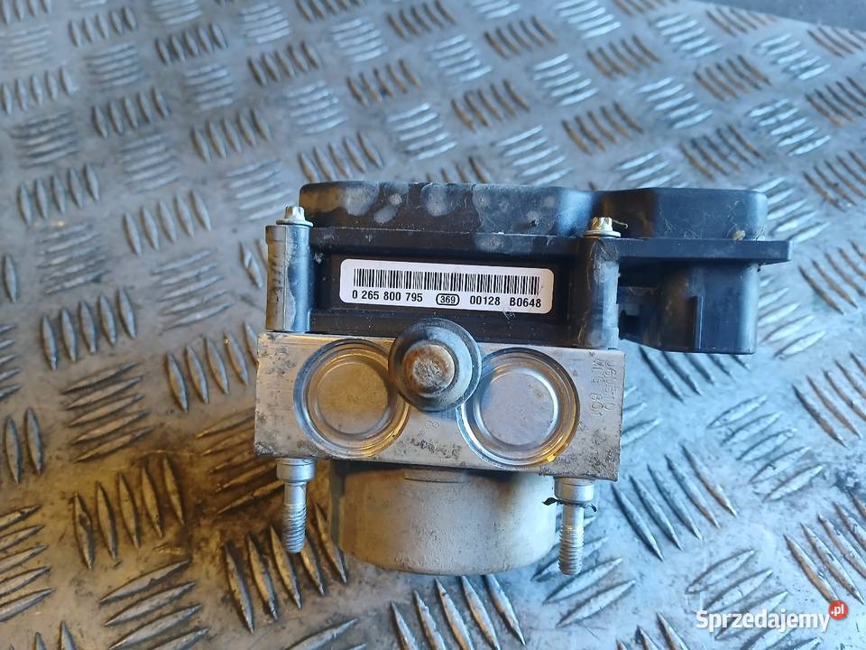 Pompa ABS sterownik Hyundai i20 I 0265800795 Rok produkcji 2011 małopolskie Radłów