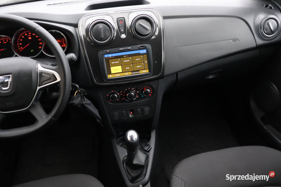 Dacia Sandero 10 SCe światła przeciwmgielne