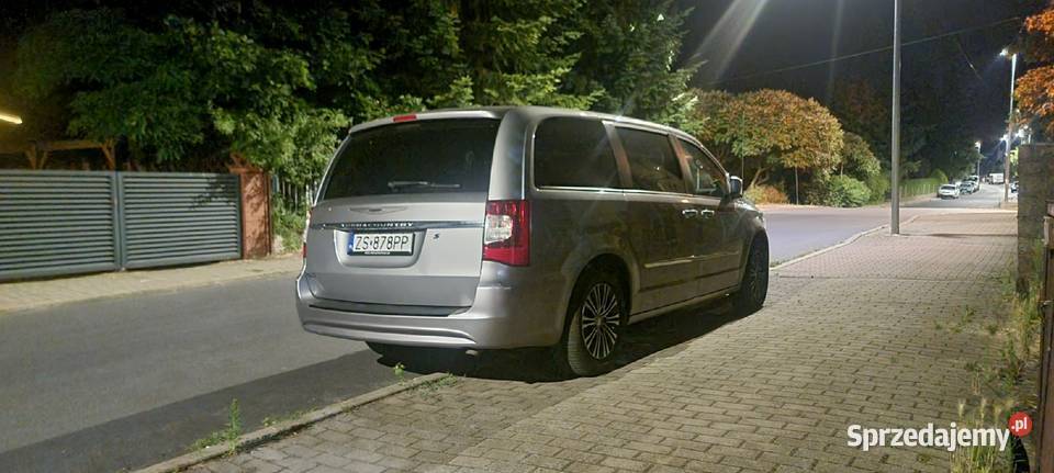 Chrysler town and country wersja S Szczecin sprzedam