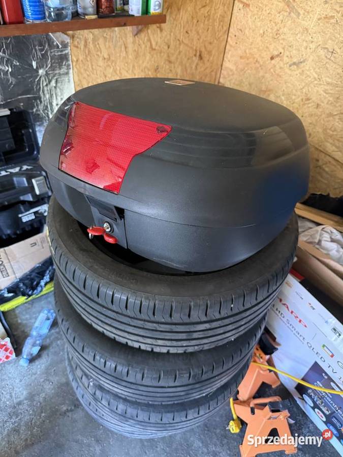 Kufer bagażnik motocyklowyskuter GIVI Gdynia