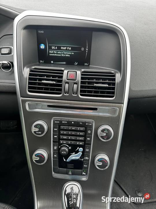 VOLVO XC60 2015r ŁADNE I ZADBANE 181KM Łękawica