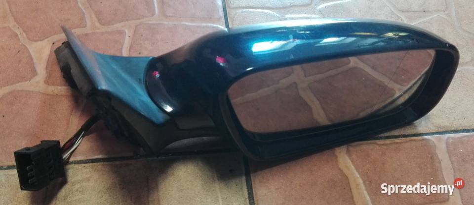 LUSTERKO ZEWNĘTRZNE PRAWE AUDI A6 C5 5PIN osobowe świętokrzyskie Kiełczyna
