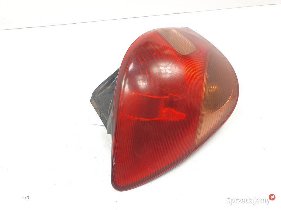 LAMPA LEWA TYŁ TOYOTA COROLLA VERSO osobowe Lipno