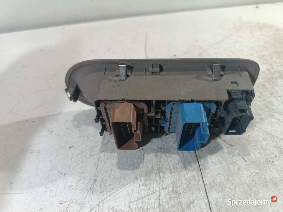 PANEL PRZYCISKI SZYB LUSTEREK LEWY RENAULT CLIO Wyposażenie wnętrza