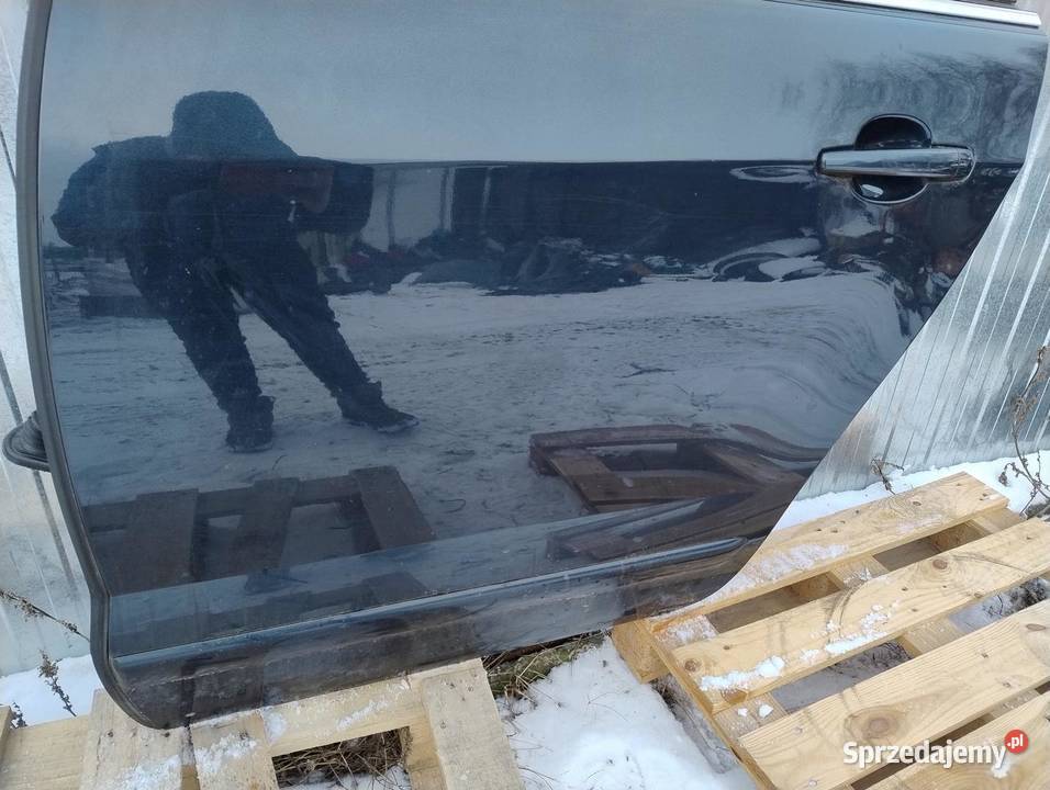 DRZWI LEWY TYŁ KGNC PEUGEOT 5008 I sprzedam
