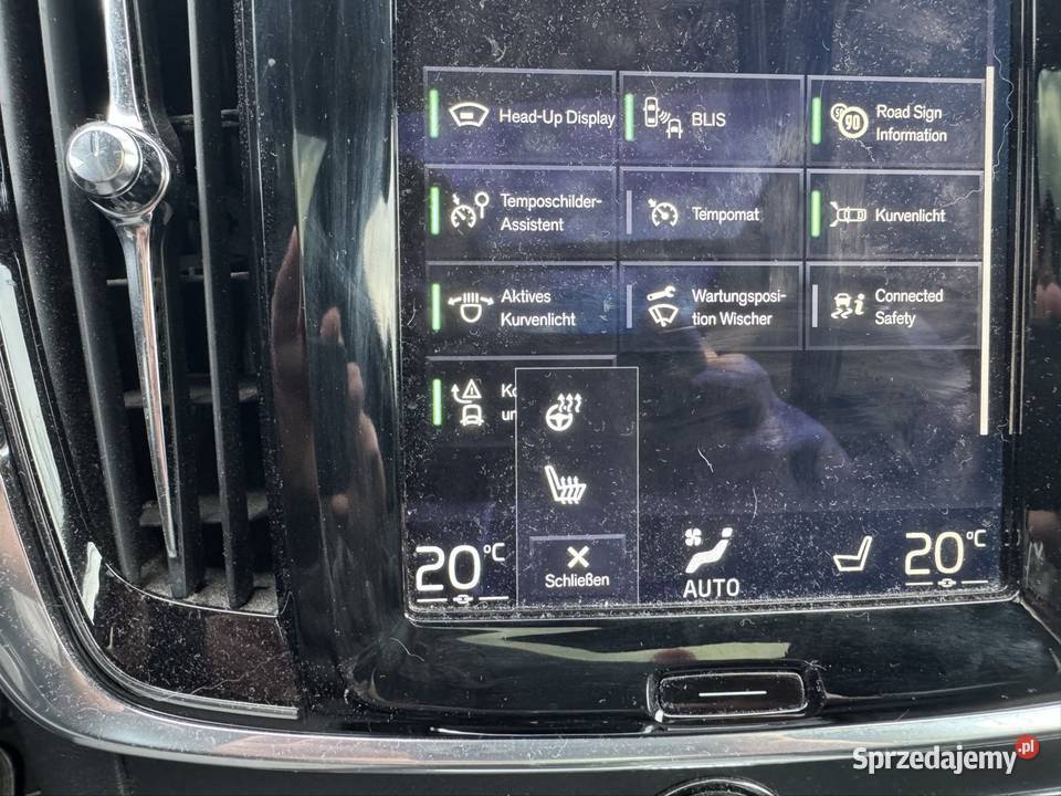 Volvo V90 Cross Country D5 AWD 032017 Bogate Kołobrzeg