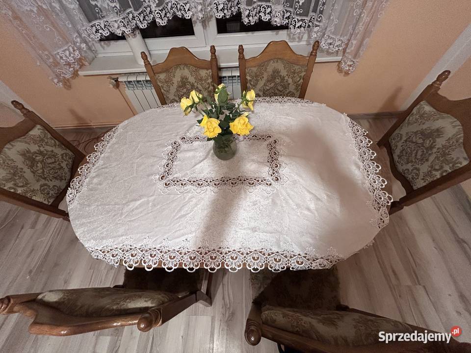 Sprzedam stół z krzesłami sprzedam