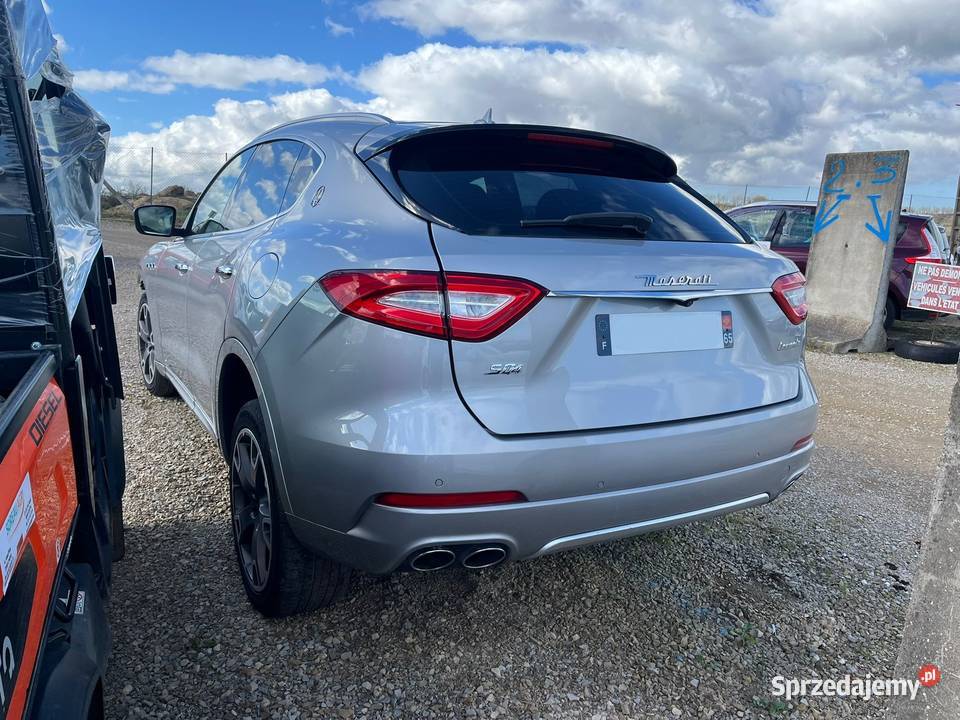 MASERATI Levante 30D V6 275 EH922 Katowice