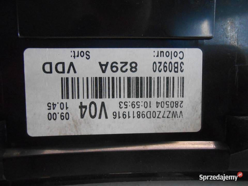 LICZNIK VW PASSAT B5 LIFT 25 TDI 3B0920829A