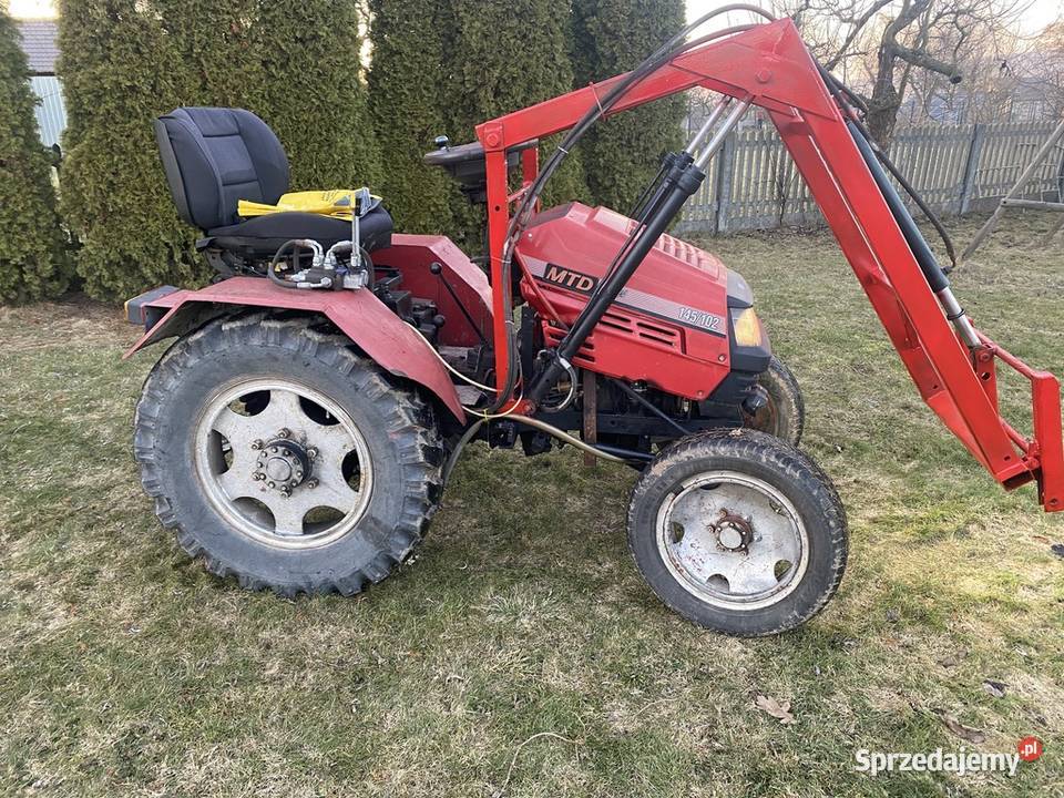 Sprzedam traktor SAM z ładowaczem podnośnik 126p Strawczyn