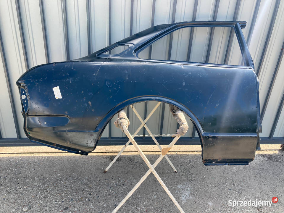 Toyota Corolla E20 błotnik tylny prawy osobowe Karoseria
