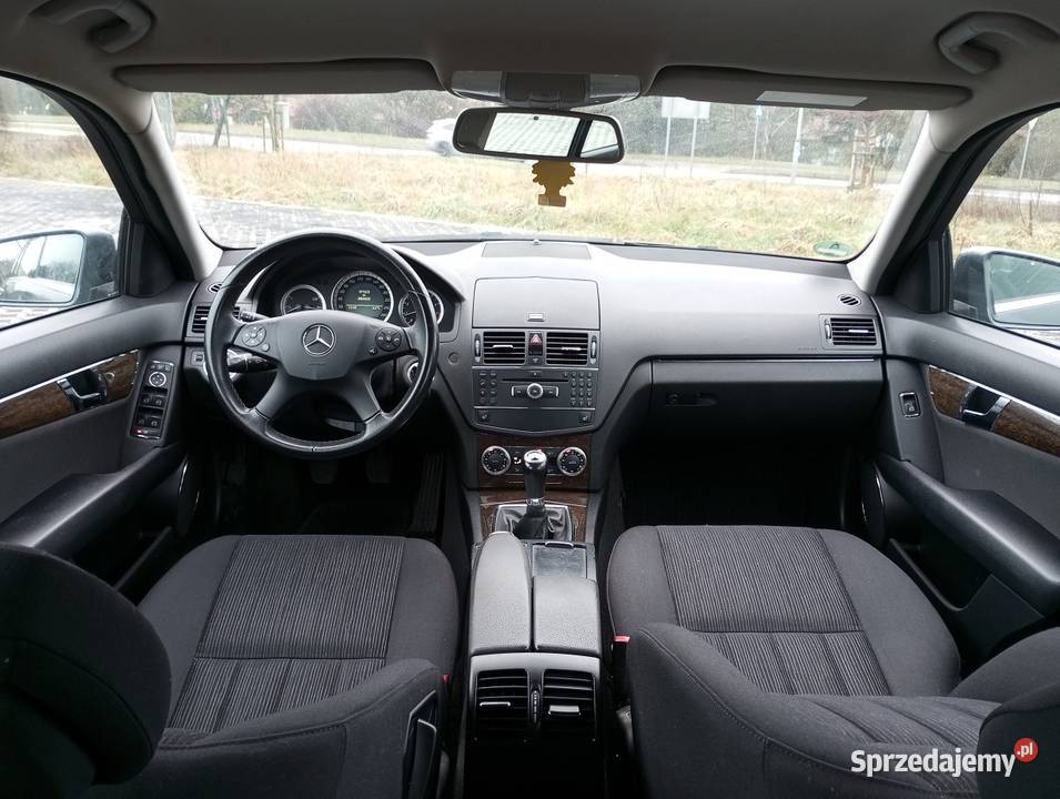 c180 kompressor Rok produkcji 2009