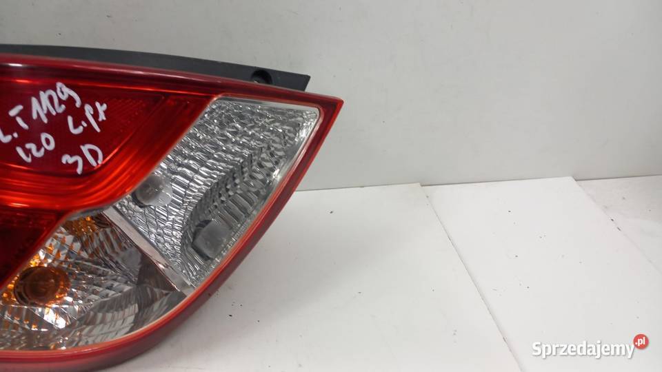 HYUNDAI I20 I LIFT HB LAMPA TYŁ LEWY 3D Światła stop Zbierkowo sprzedam