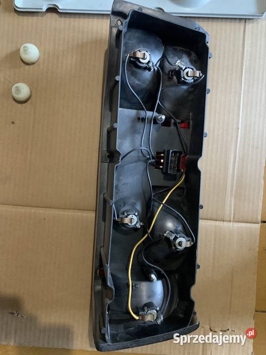 BMW e24 lampa lewy tył Mszana sprzedam
