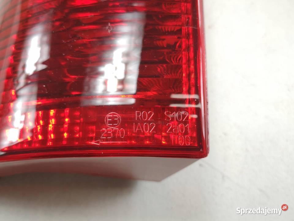 LAMPA LTYŁ FORD FOCUS TOURNIER 9804 NOWA osobowe