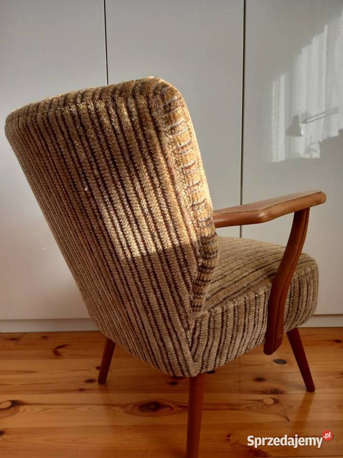 Stare fotele z podłokietnikami PRL vintage