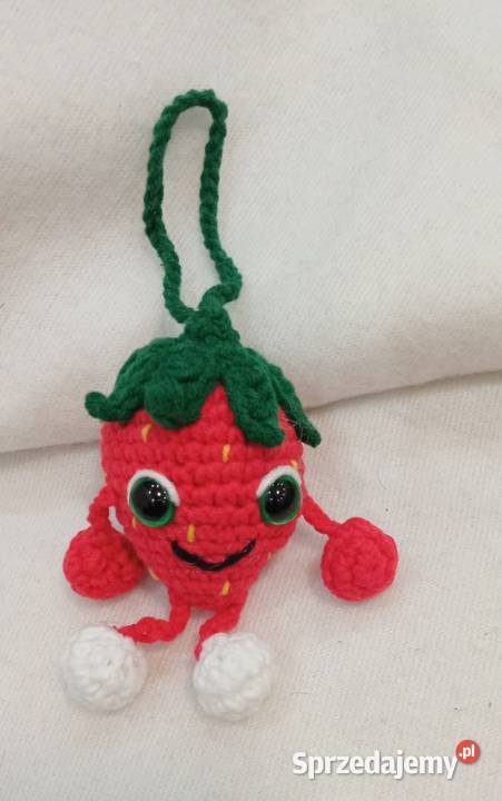 Brelok do kluczy wykonany na szydełku truskawka Łask sprzedam