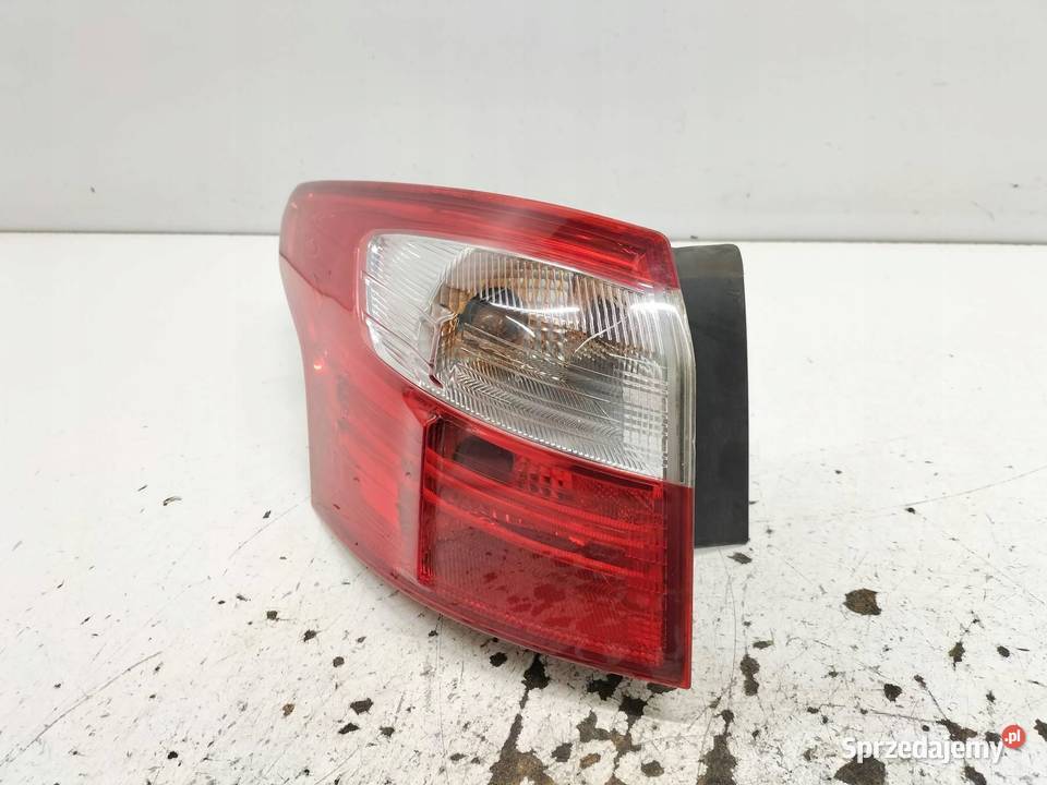 LAMPA TYŁ LEWA KOMBI Ford Focus Mk3 20102019 sprzedam