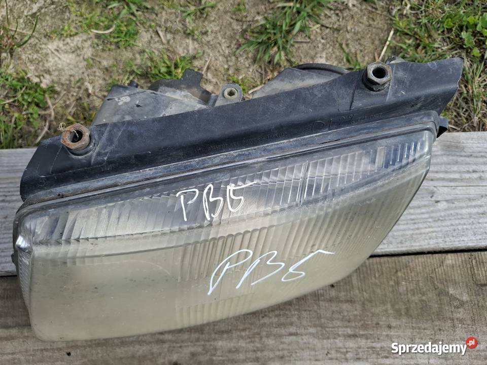 Lampa Lewa Przednia Volkswagen Passat B5 osobowe lubelskie Wisznice