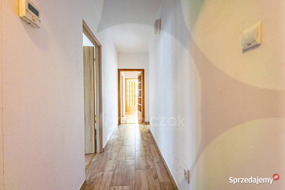 sprzedaży domu wolnostojącego 210m2 Rumia