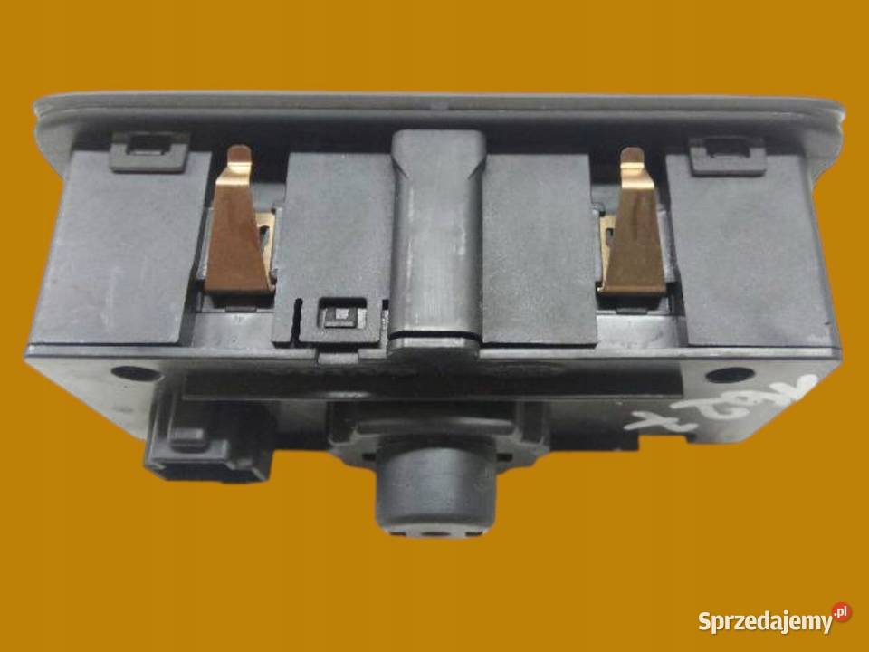 PRZEŁĄCZNIK ŚWIATEŁ 30739412 Volvo XC 60 I 2008 osobowe sprzedam