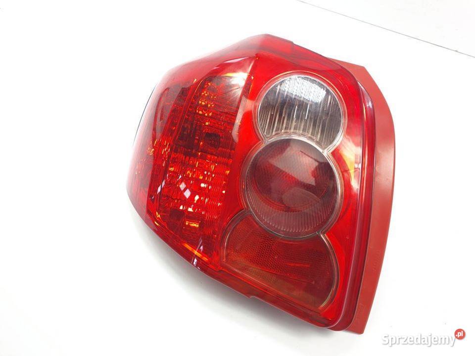 LAMPA PRAWA TYŁ TOYOTA AURIS I osobowe