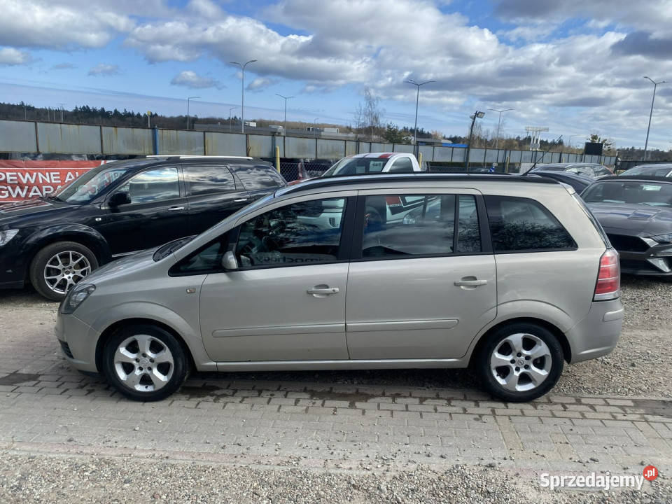 Opel Zafira 19 cdti 101 7 os Klima nowe tarcze Gdańsk