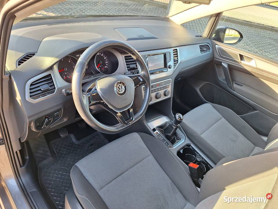 VOLKSWAGEN GOLF SPORTSVAN samochód osobowy
