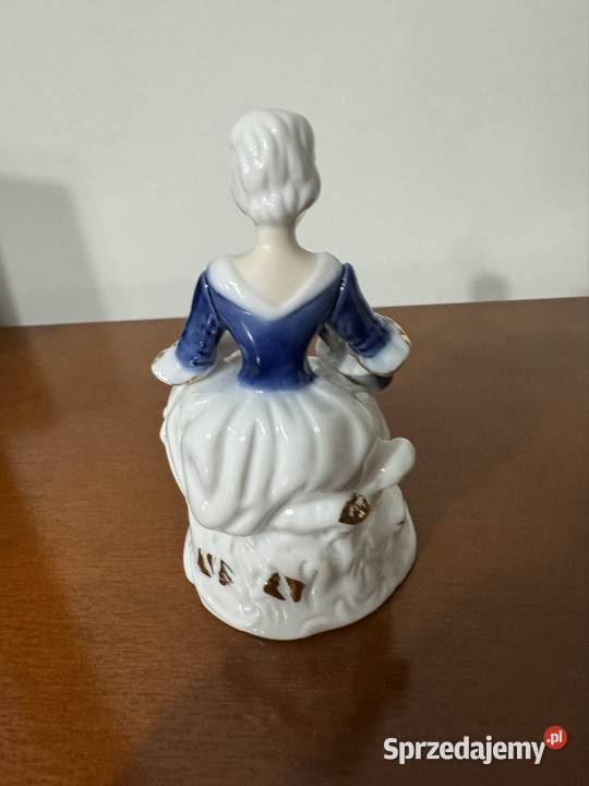 Figurka porcelanowa z czasów PRL lata 80 te dama Częstochowa