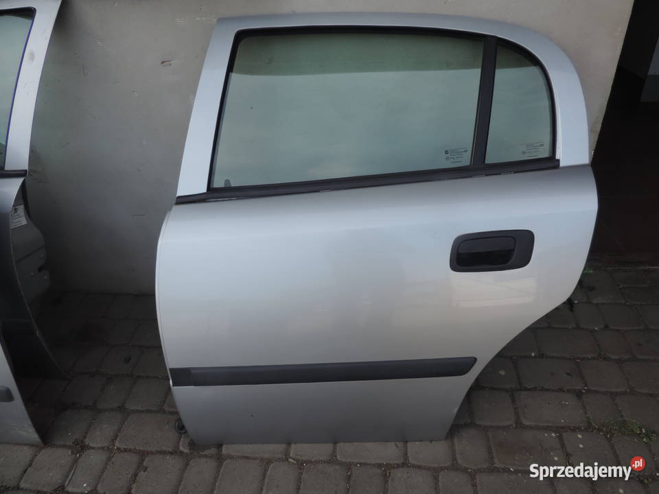 Drzwi lewy tył Astra 2 HB kolor z147 Rok produkcji 2000 Nowy Sącz