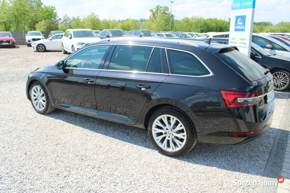 koda Superb Style DSG Kamera netto 77967 PLN czujnik parkowania Warszawa
