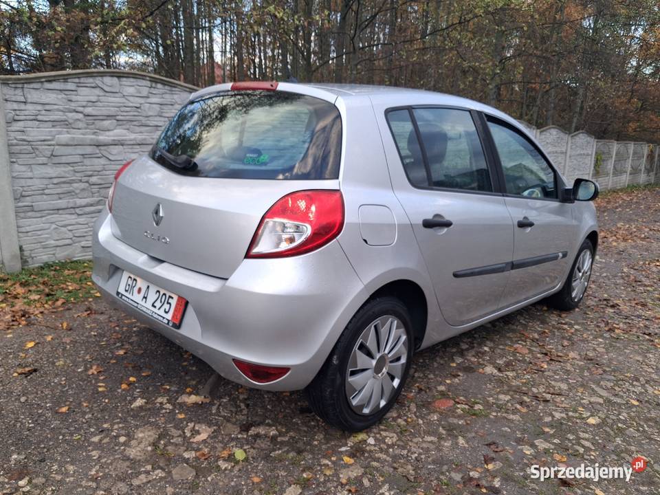 Renault Clio II 12 Klimatyzacja 111700 2011r sprowadzony Starachowice