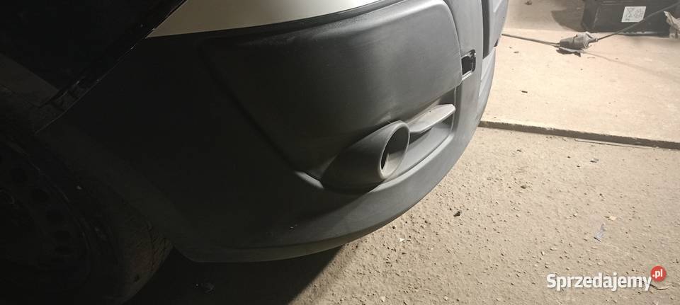 Zderzak przedni fiat Doblo II 1014 ładny Leszno