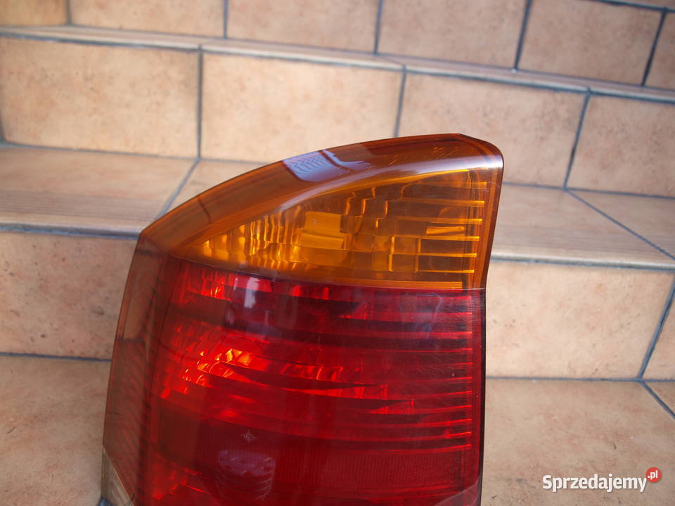 Opel Vectra C lampa lewa tył 2002 2009r europa