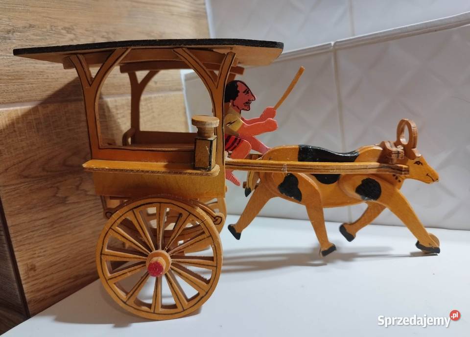 Miniatura wozu ciągniętego wołu Inowrocław