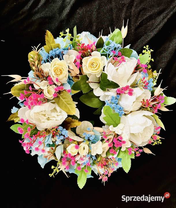 Wianek cudny handmade dekoracyjny wielokolorowy Przysucha