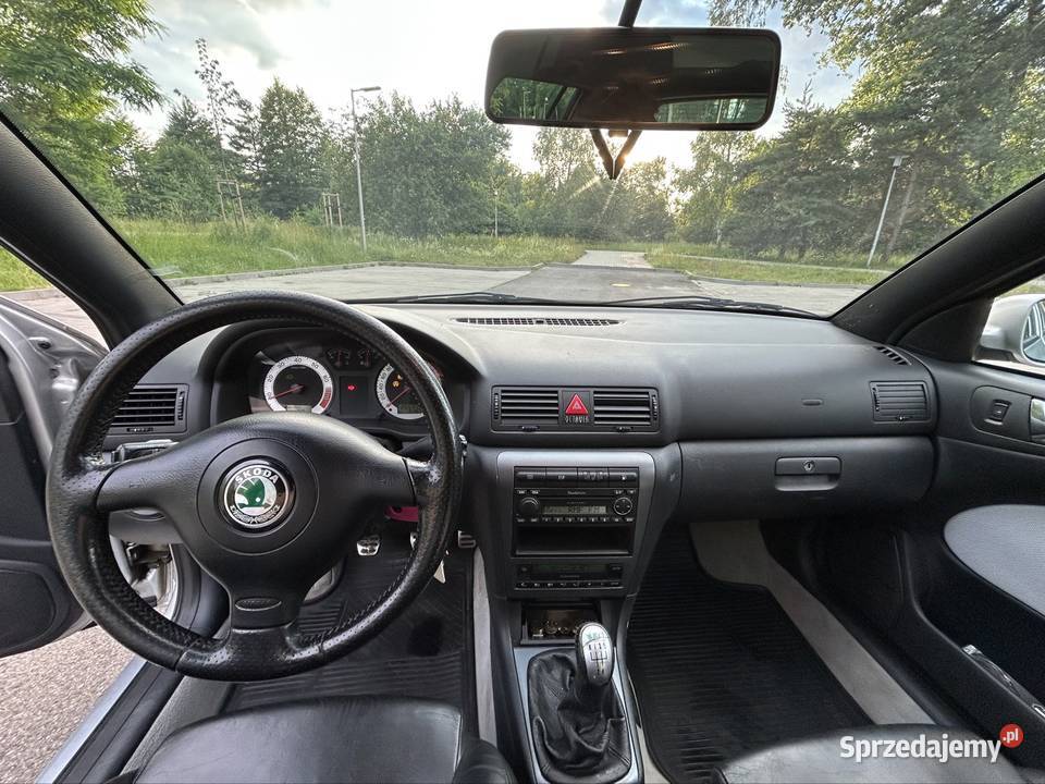 Skoda Octavia I VRS RS 18T 180 Szwajcar reflektory ksenonowe