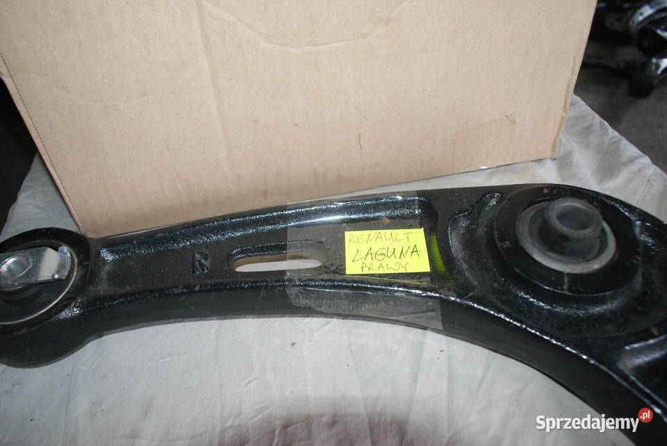 WAHACZ PRZEDNI RENAULT LAGUNA I 19942001 NOWY Białobrzegi