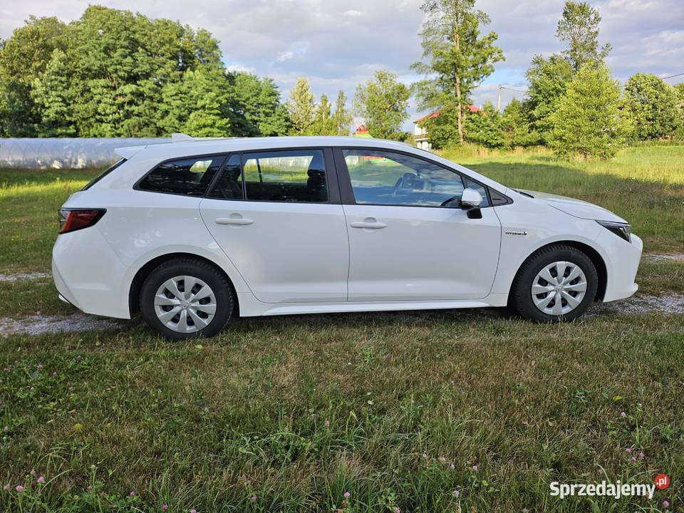 Toyota Corolla XII 18 Hybrid Active 2021 asystent pasa ruchu lubelskie Łuków