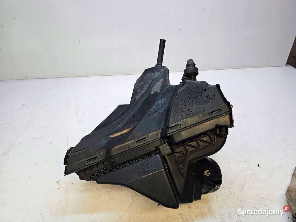 OBUDOWA FILTRA POWIETRZA AUDI A4 B8 A5 osobowe Przewody powietrza