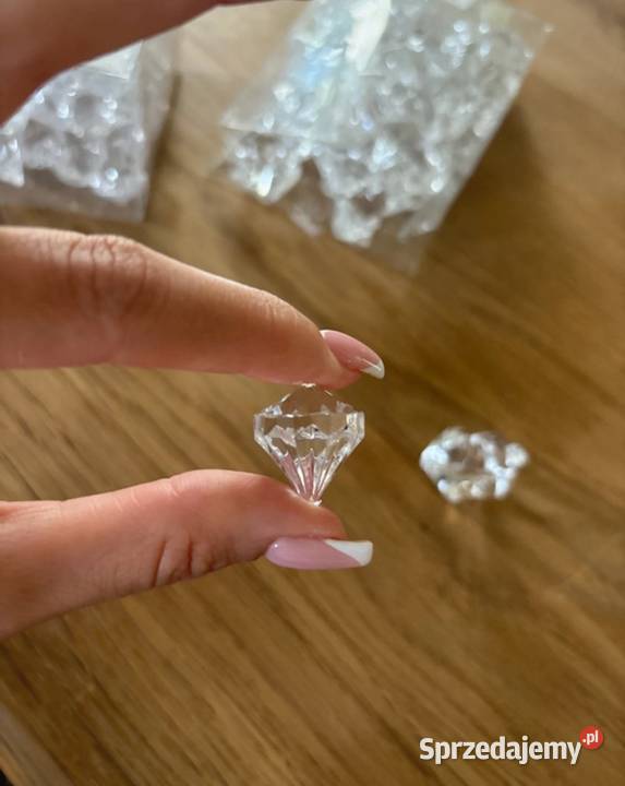 zestaw krzystałków ozdobnych