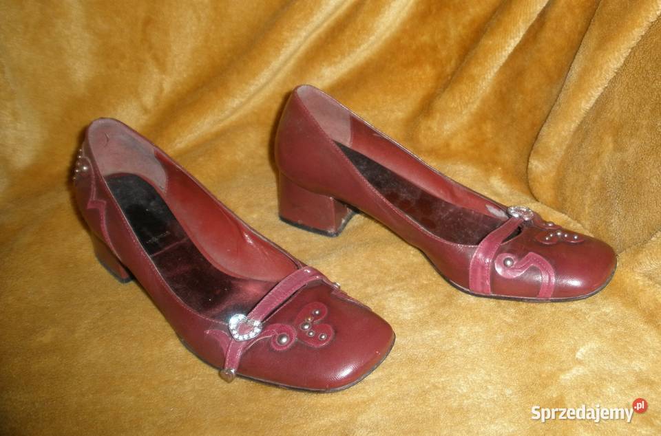 Buty damskie na obcasie firmy Bata 39 Kraków