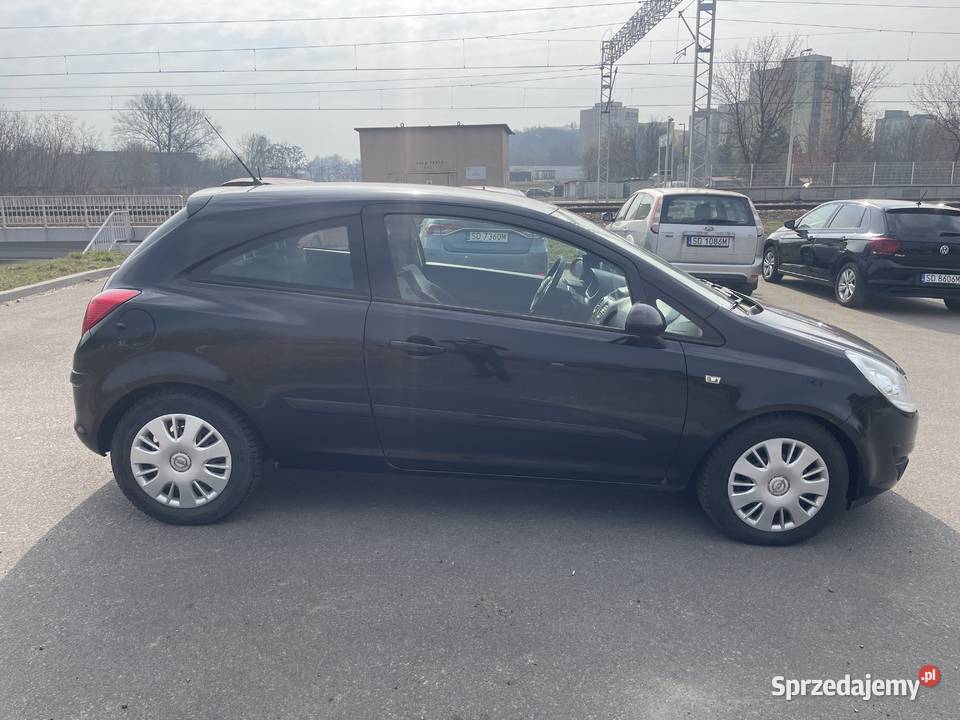 Opel Corsa 12 stan długie opłaty mały przebieg Dąbrowa Górnicza