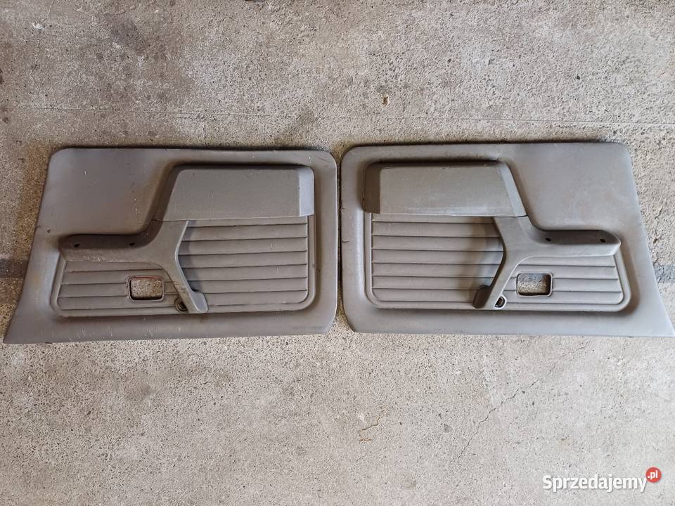 Bmw E30 tapicerki boczki drzwi szare przednie Kraków sprzedam