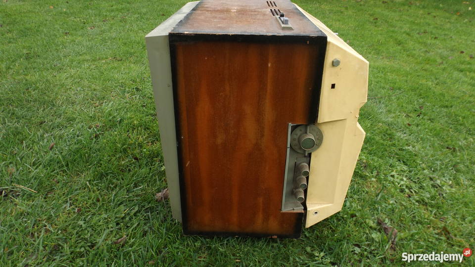 Stary telewizor DIORA TOSCA 1967 r Grodziczno