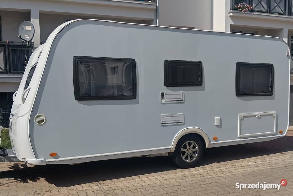 Przyczepa kempingowa LMC VIVO 490 20015 Rok produkcji 2015 Motoryzacja podlaskie sprzedam