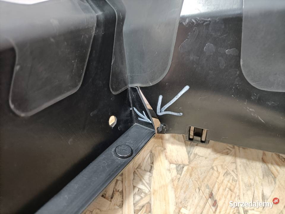 FORD FOCUS 22 KIEROWNICA POWIETRZA OSŁONA PASA Pleszew